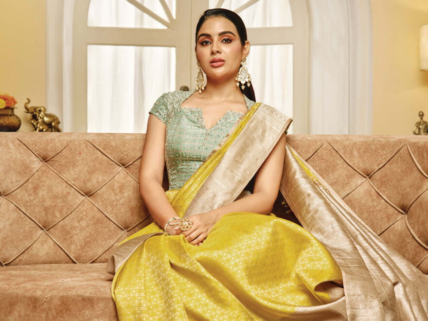 Why Indian Women Love To Wear Designer Saree