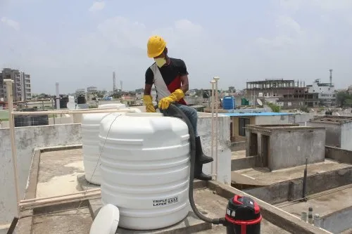 Best Water Tank Cleaning Services in Dehradun - Busy Bucket