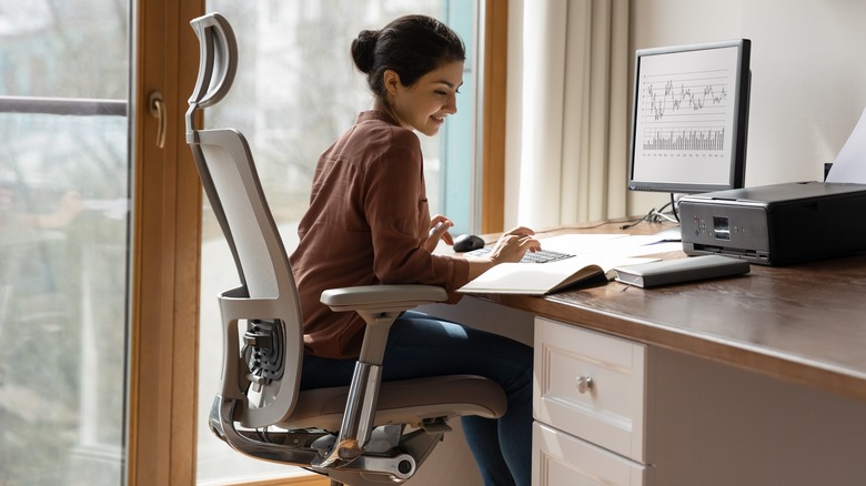 The Importance of Lumbar Support In Ergonomic Chairs: A Complete Overview
